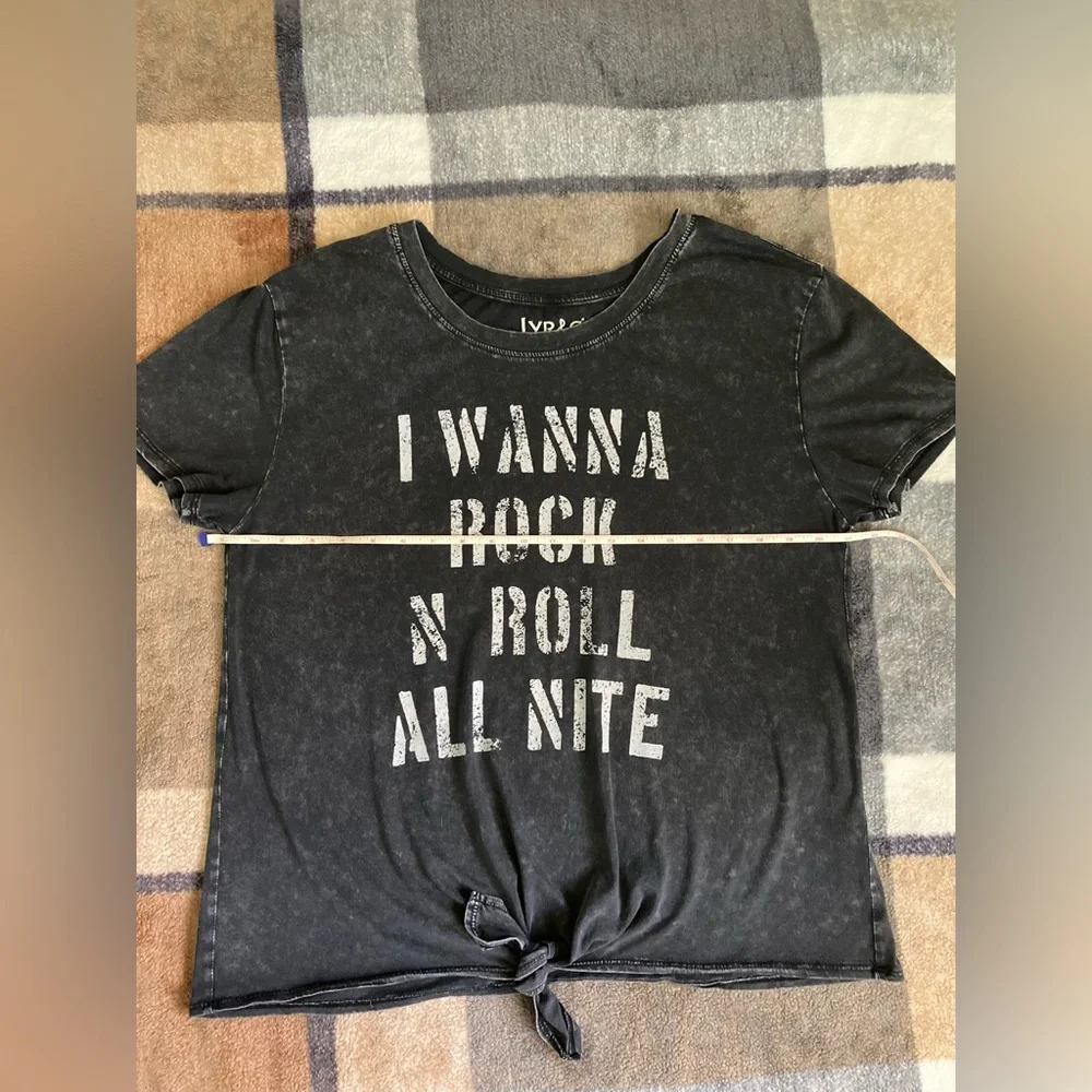 Black Graphic Women's Top - Picture 6 of 9